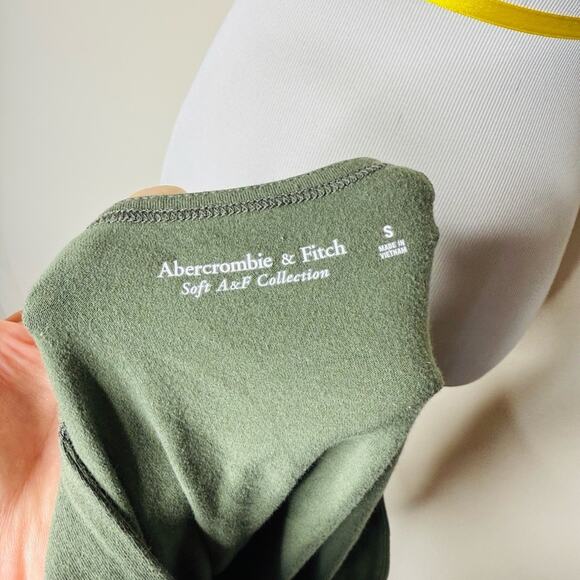 Abercrombie Olive Green Square Neck Long Sleeve Bodysuit - Picture 3 of 7